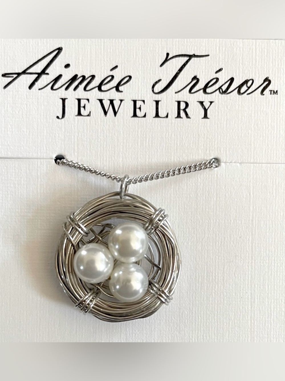 Pearl Nest Silvertone Aimee Tresor Necklace 18” with 4” extender New NIB